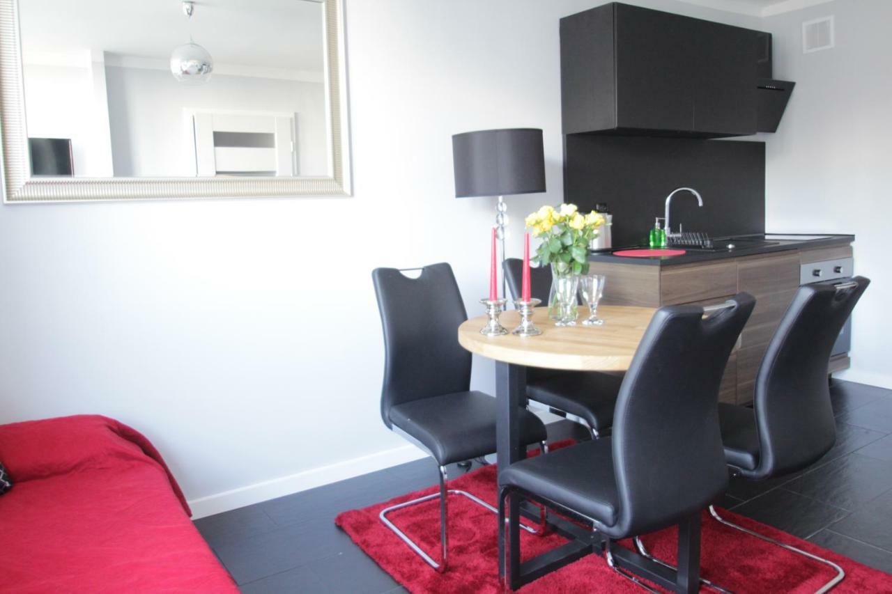 Fantastyczny Apartament Krolewska Warsaw Luaran gambar